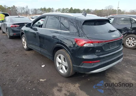 2022 Audi Q4 E-Tron Prestige 50 Quattro z USA, uszkodzony, nr VIN WA1J2BFZ1NP054982